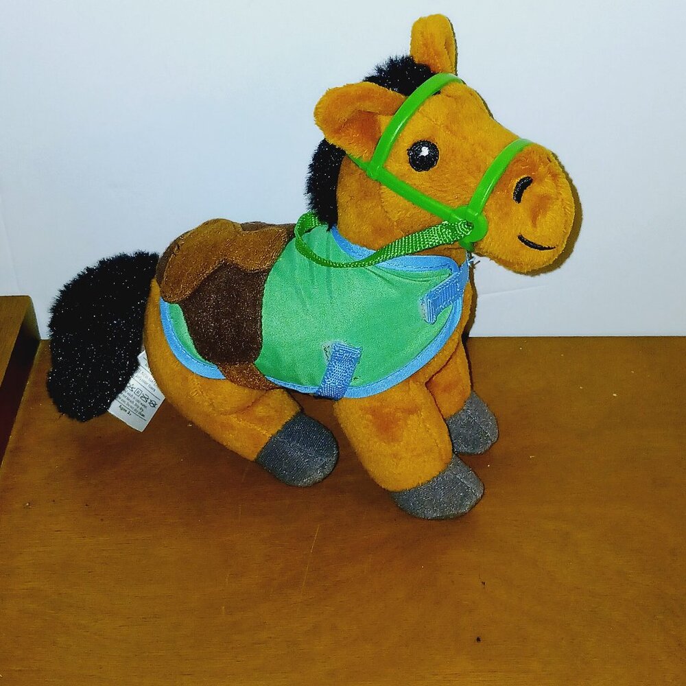 Melissa and Doug small plush stuffed animal 7.5 inches horse feed & groom pony